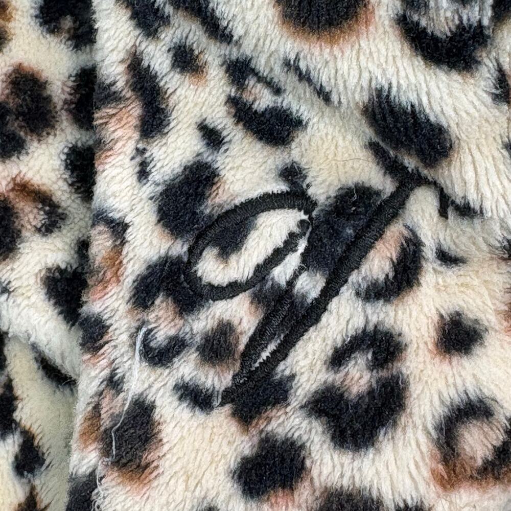 Victoria’s Secret Leopard Plush Robe XS/S Y2K Mob Wife Belted Bathrobe - Picture 4 of 10